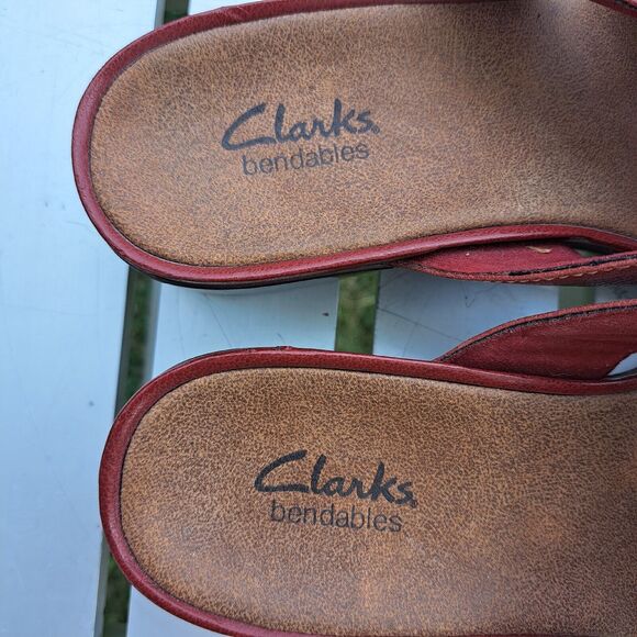 CLARKS BENDABLES SLIP ON SANDALS WOMENS SIZE 8M BRICK RED LEATHER SLIDES CAREER - Picture 6 of 9